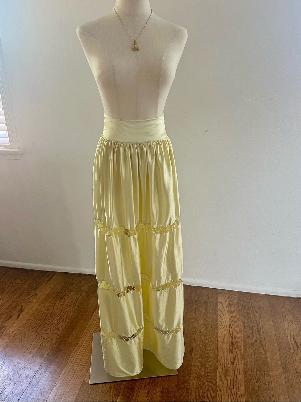 Free People Butter Yellow Tiered Maxi Skirt Boho Prairie Festival High Waist XS - Picture 3 of 9